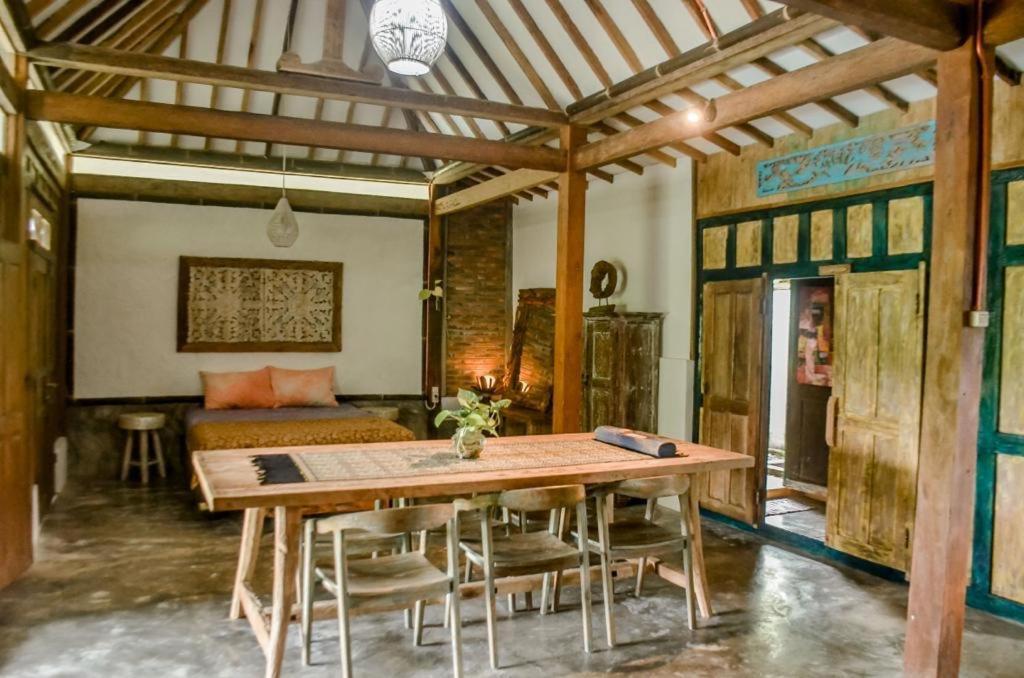 Villa Nextdoor Nature Bantul Buitenkant foto