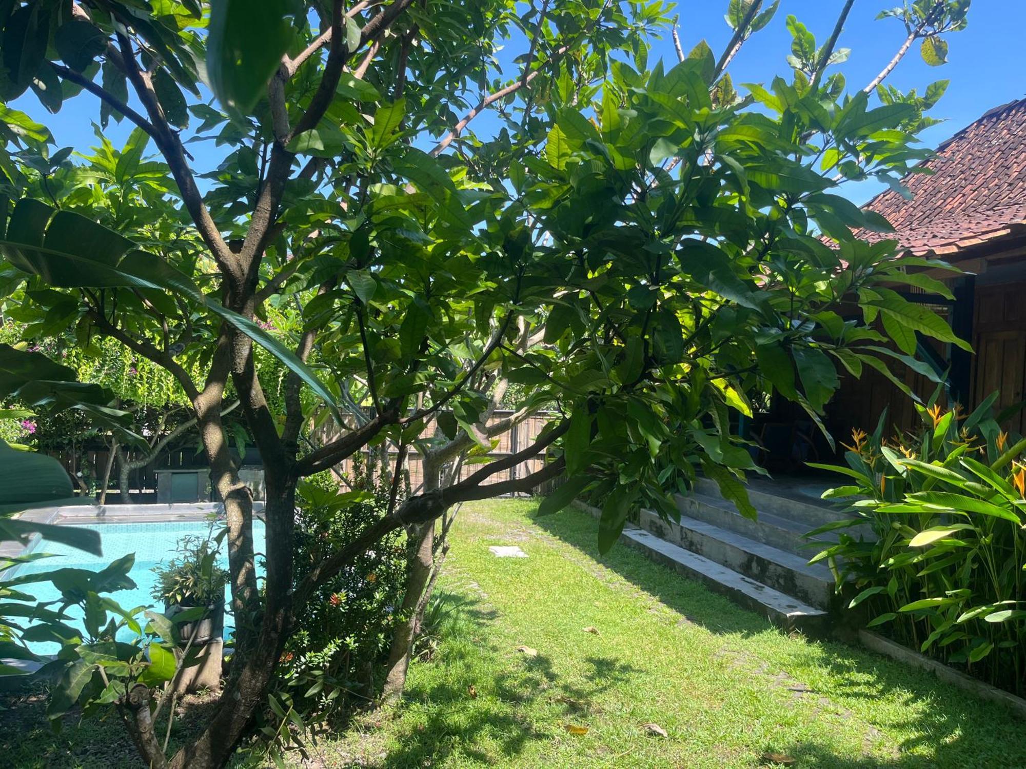 Villa Nextdoor Nature Bantul Buitenkant foto